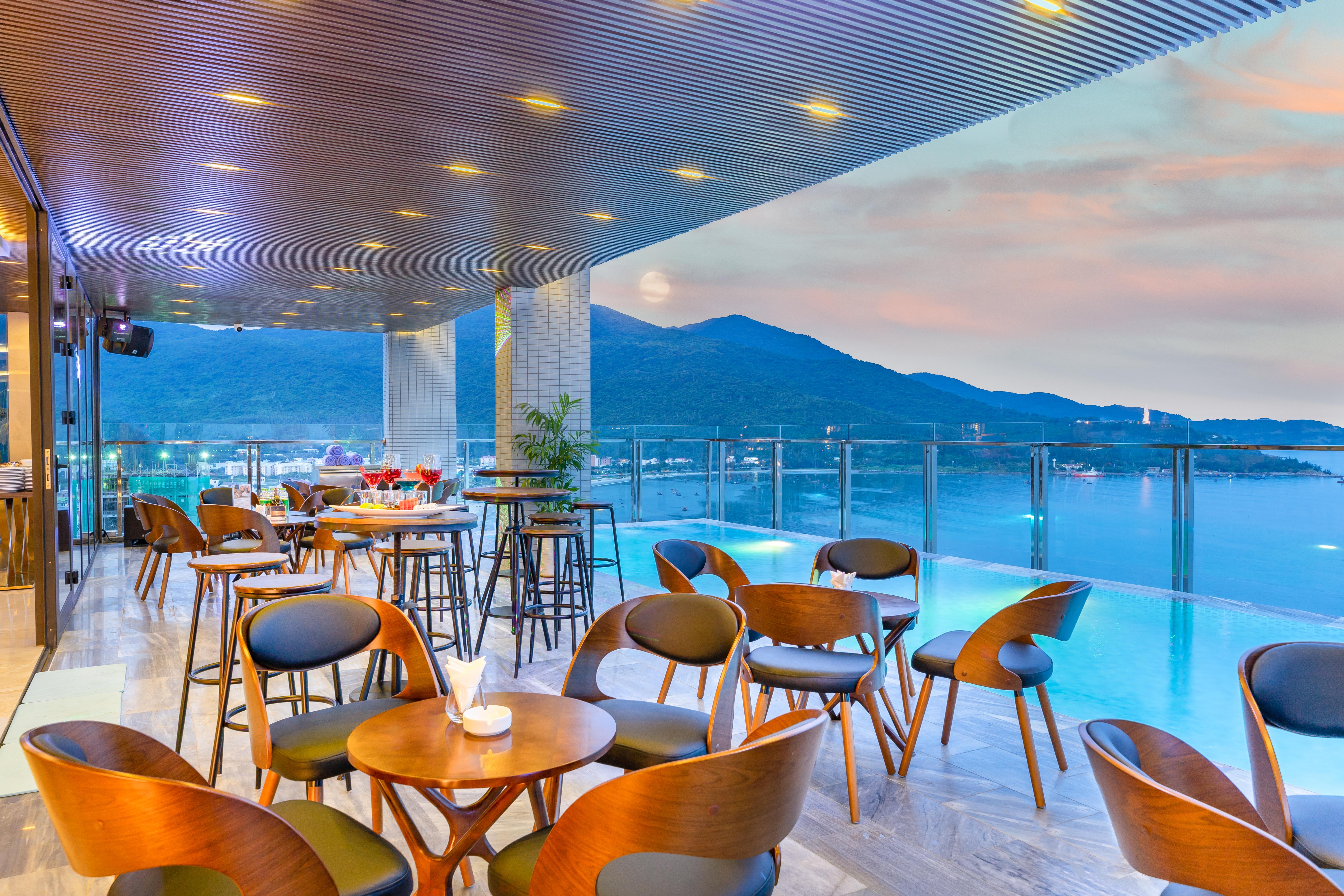 Grand Gold Beach Hotel & Spa Da Nang Exterior foto